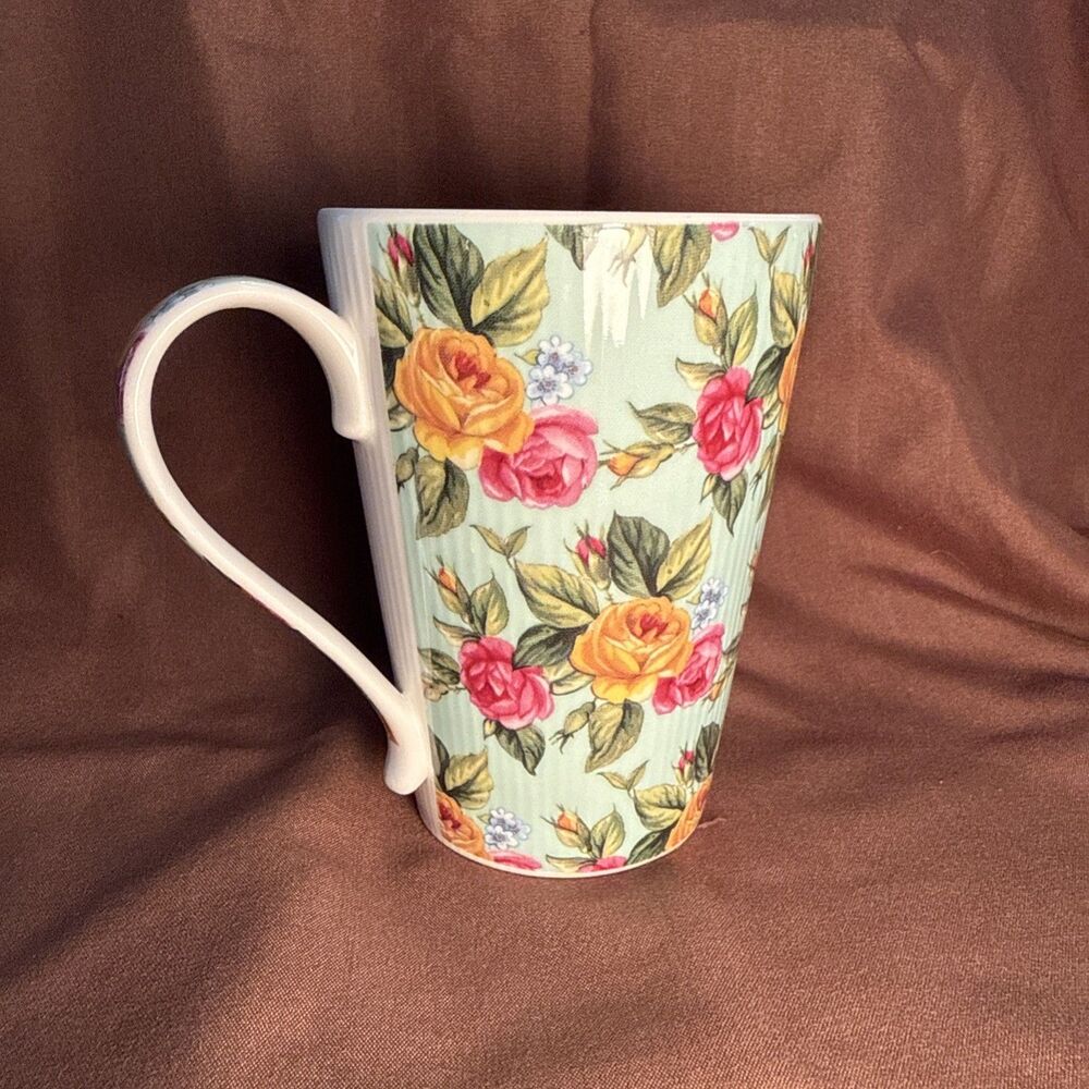 Hudson Middleton Mug Rose Floral On Green Bone China Coffee Tea UK - Picture 3 of 4